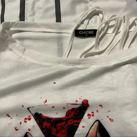 NWT- Women’s Graphic Print Off the Shoulder Lace T-Shirt,Size XL. - Picture 6 of 6